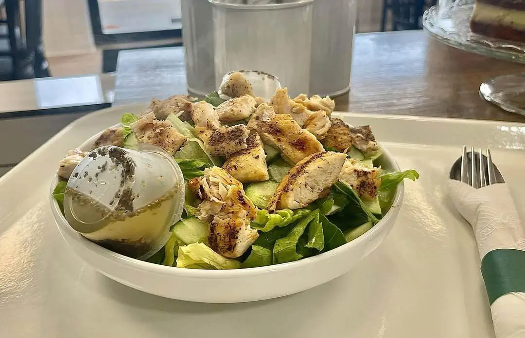 Chicken Salad - Il Gusto Pizza & Pasta 